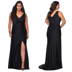 LA FEMME Curve Ruched Jersey Trumpet Gown NEW Black Size 20 Dress